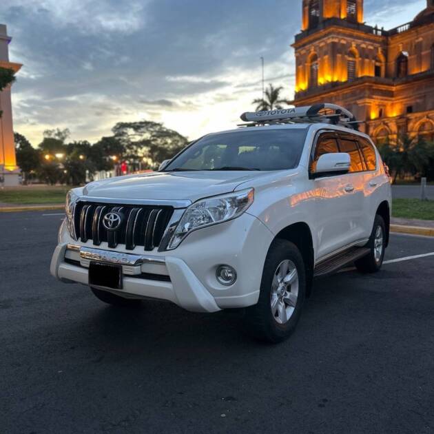 TOYOTA PRADO AUT